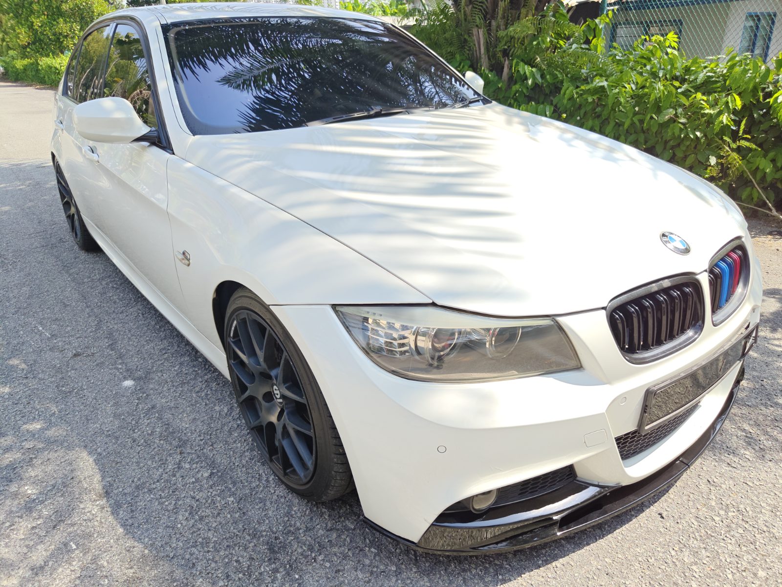 2009 BMW 3 Series E90 325i E90